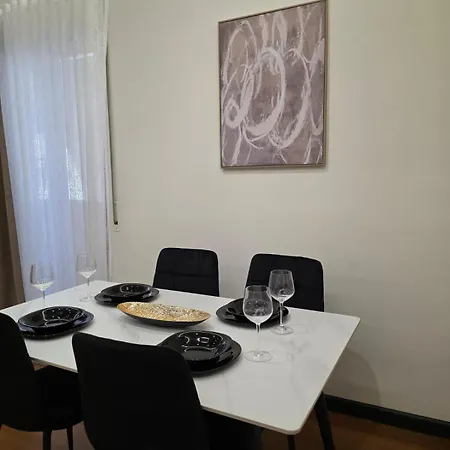 Apartamento Square Tirana